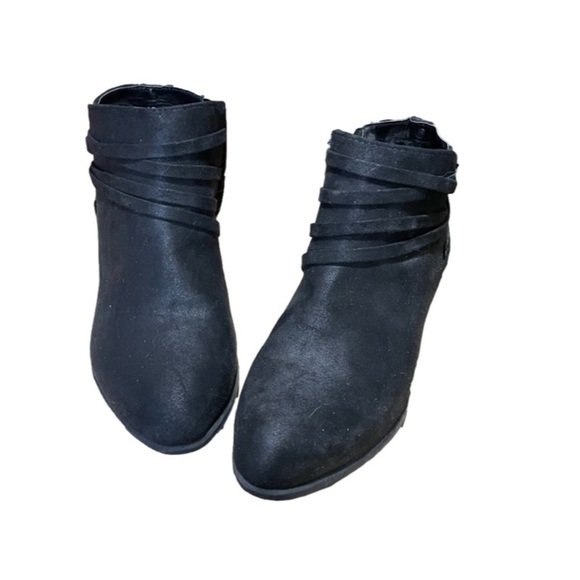 DAISY FUENTES WINSLET BOOTIES size 8.5 - Picture 5 of 8